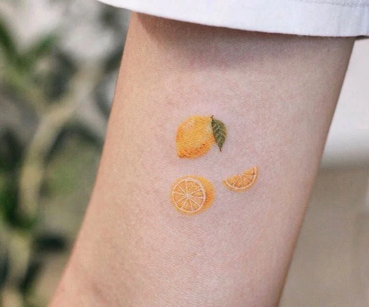 Tatuajes de comidas, bebidas y frutas: 🍔🍍🍷 + 100 imágenes 96 tatuajes de frutas 34
