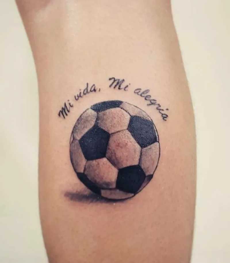tatuajes de futbol para mujeres 5