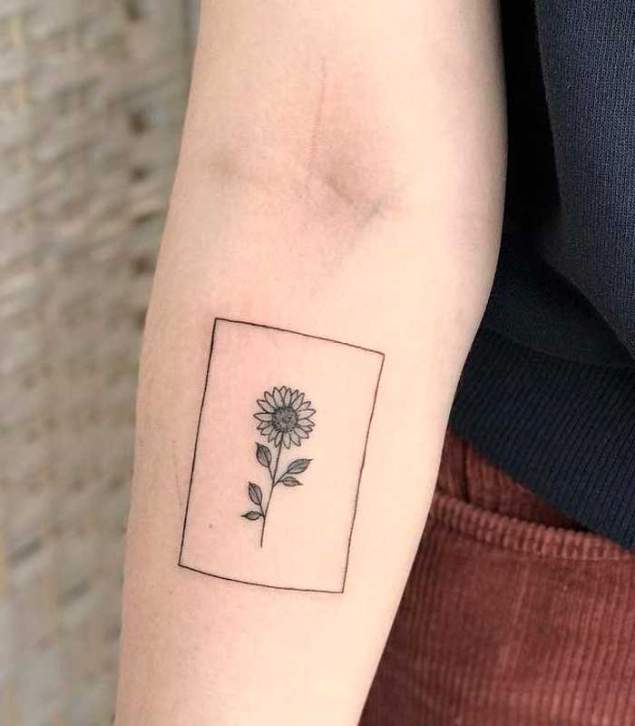 tatuajes de girasoles minimalistas