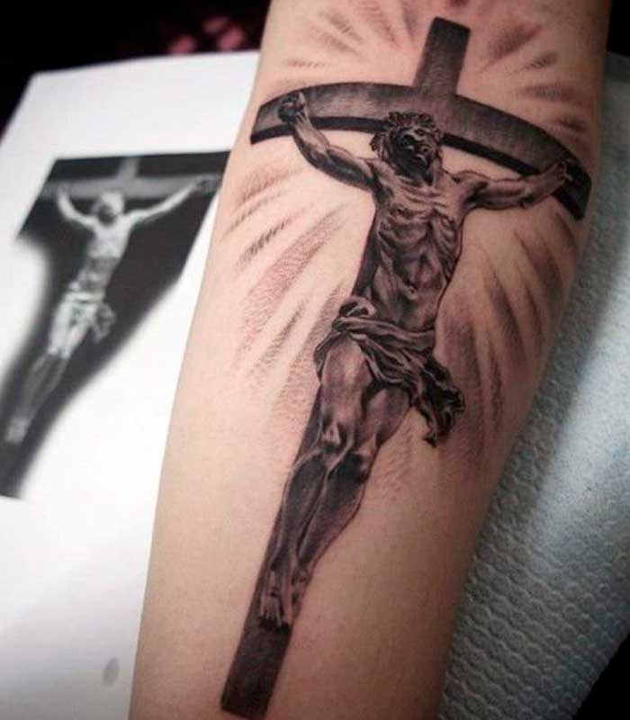 tatuajes de jesus en la cruz