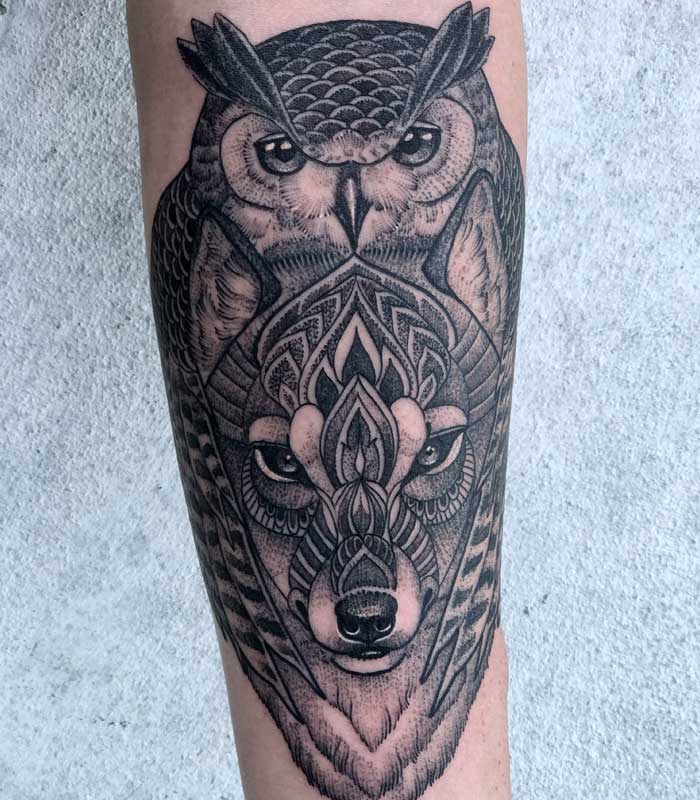 tatuajes de lobos y buhos