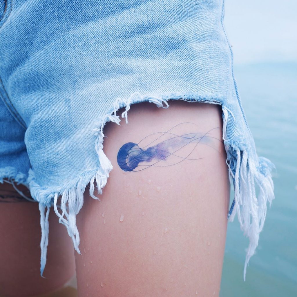 tatuajes de medusa pequenos 17
