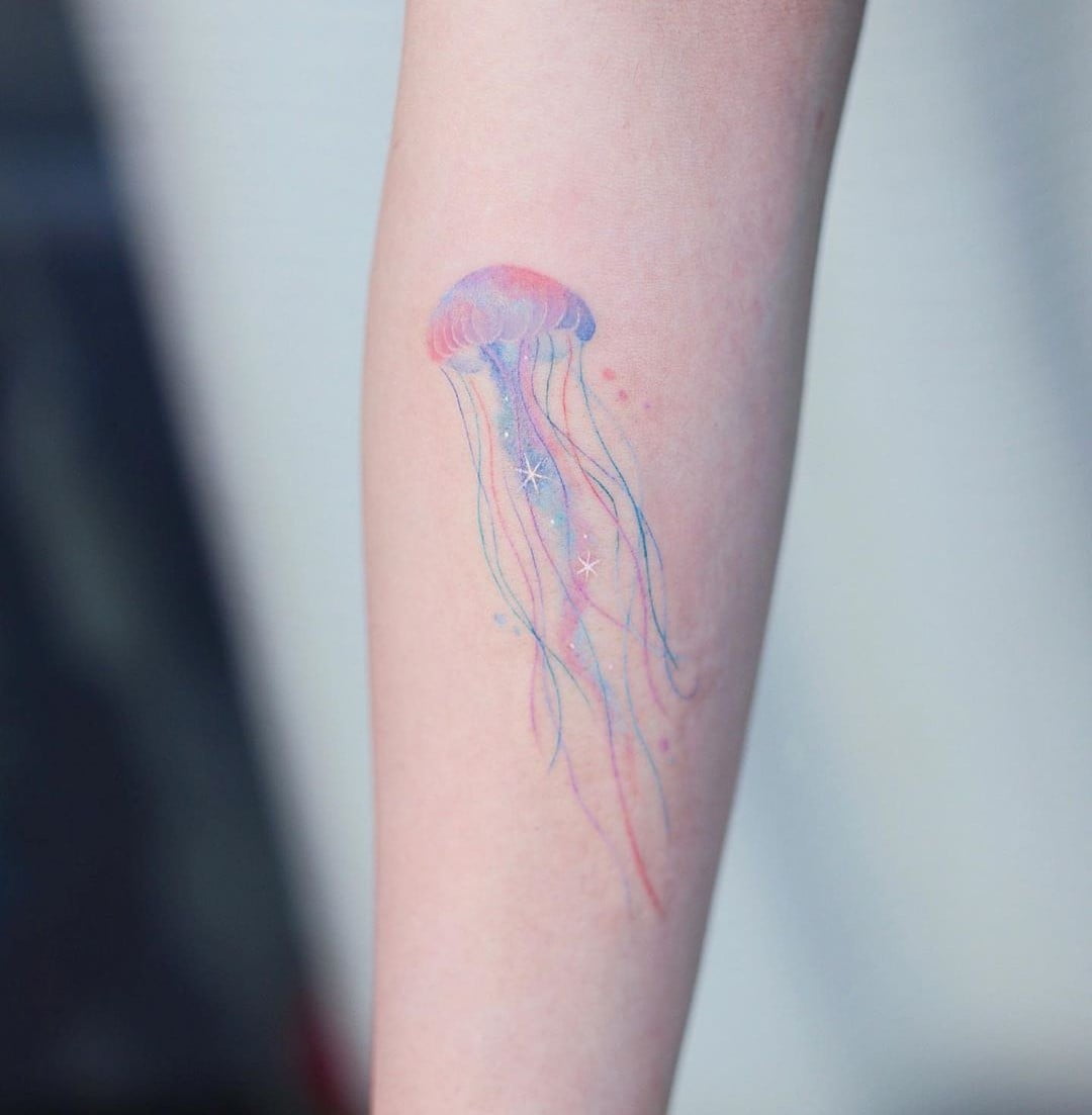 tatuajes de medusa pequenos 2