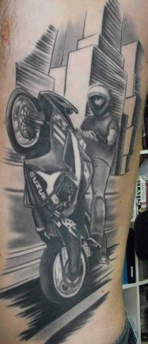 tatuajes de motos deportivas