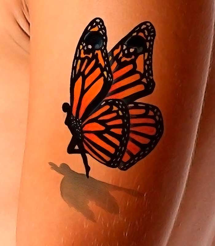 tatuajes de mujer mariposa