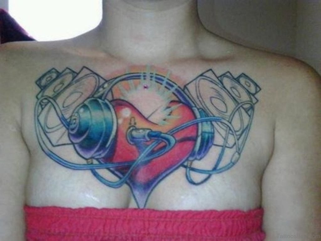 tatuajes de musica en el pecho