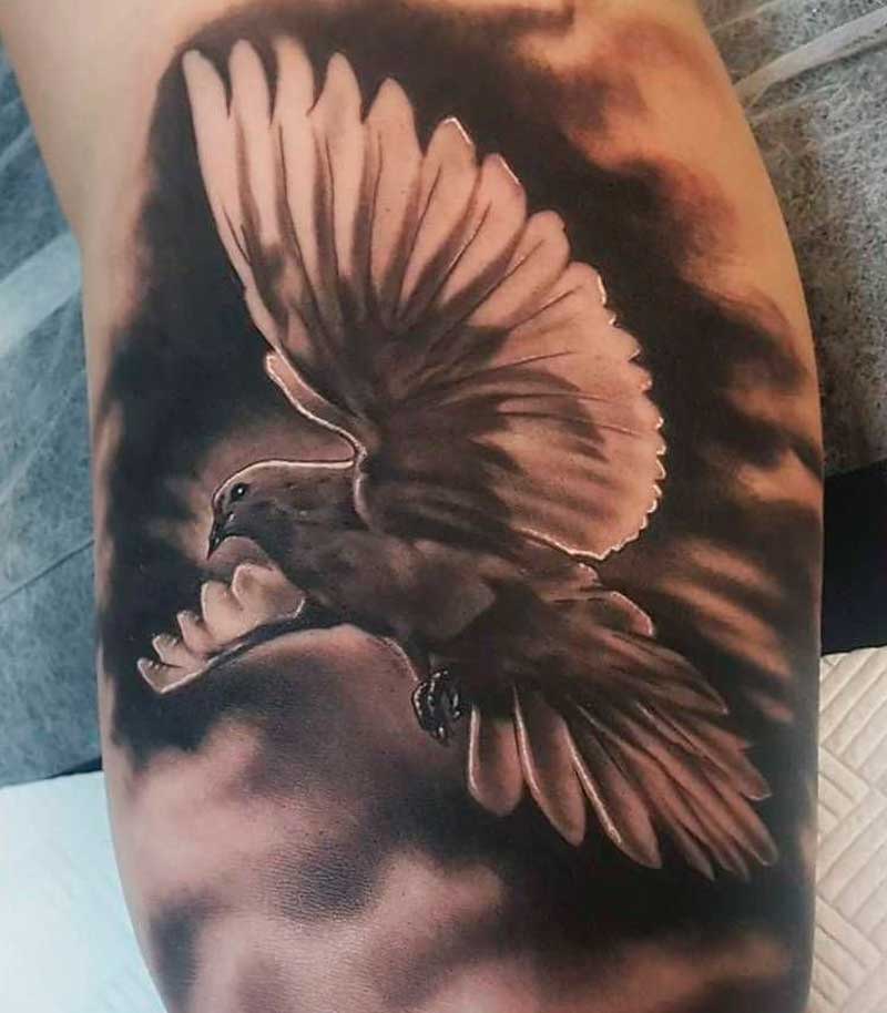 tatuajes de palomas para hombres 20