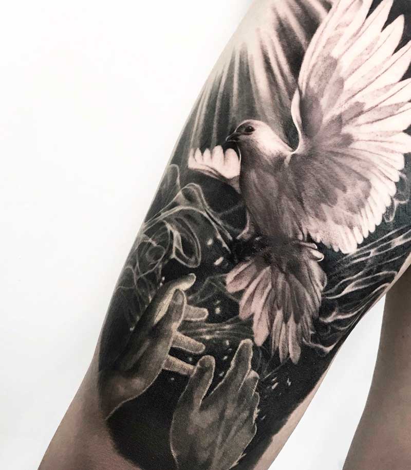 tatuajes de palomas para hombres 24