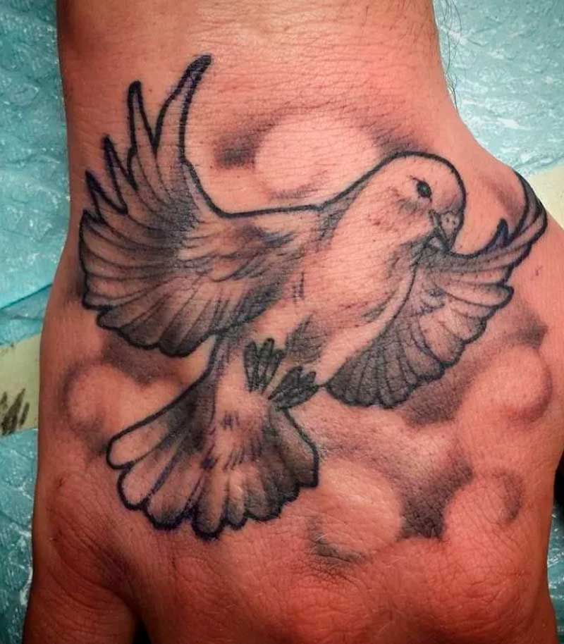 tatuajes de palomas para hombres 8