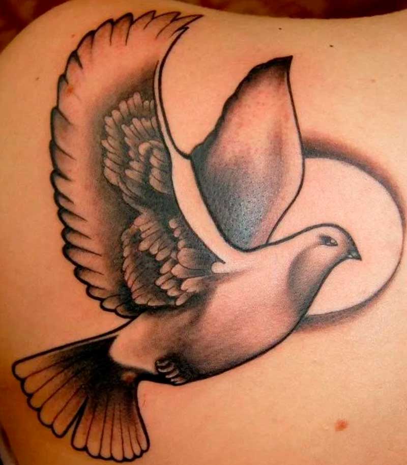 tatuajes de palomas para mujeres 14