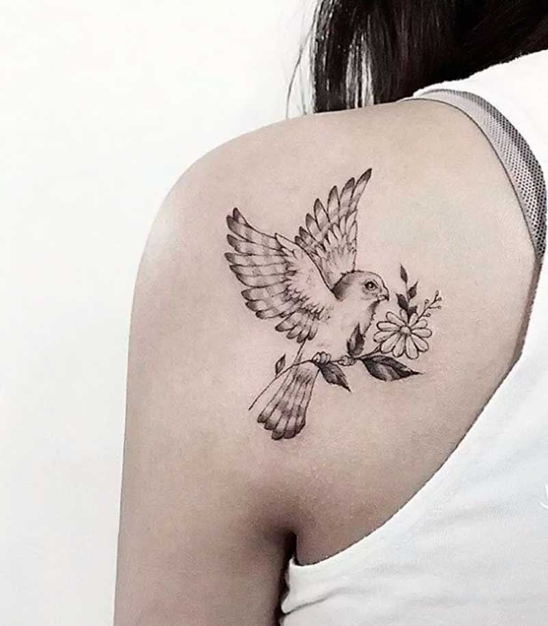tatuajes de palomas para mujeres 18
