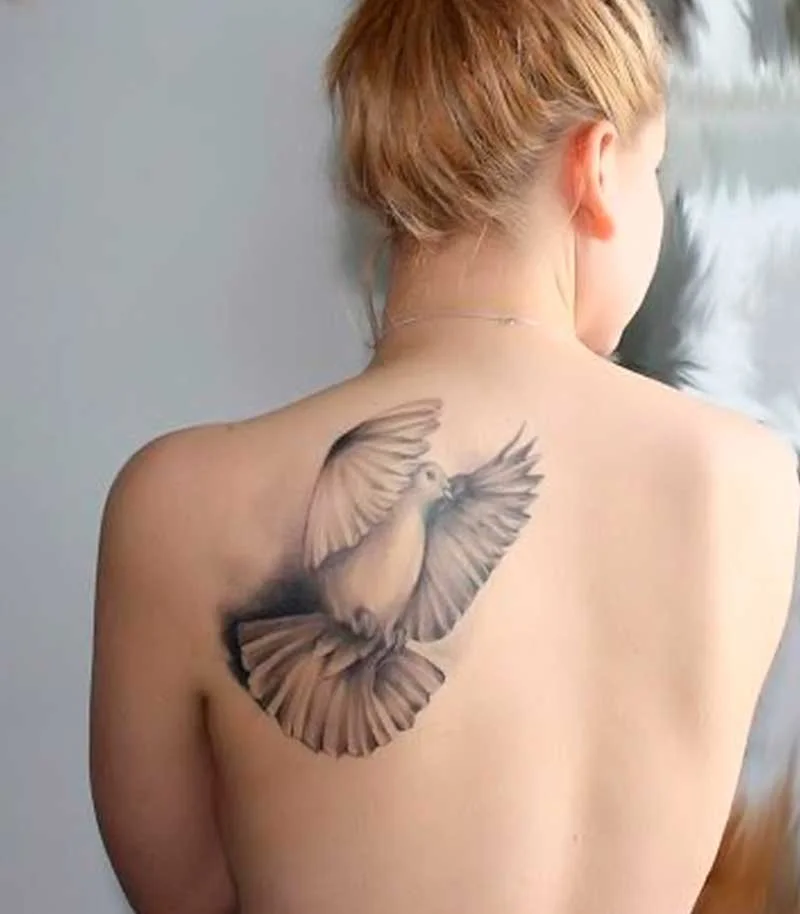 tatuajes de palomas para mujeres 3