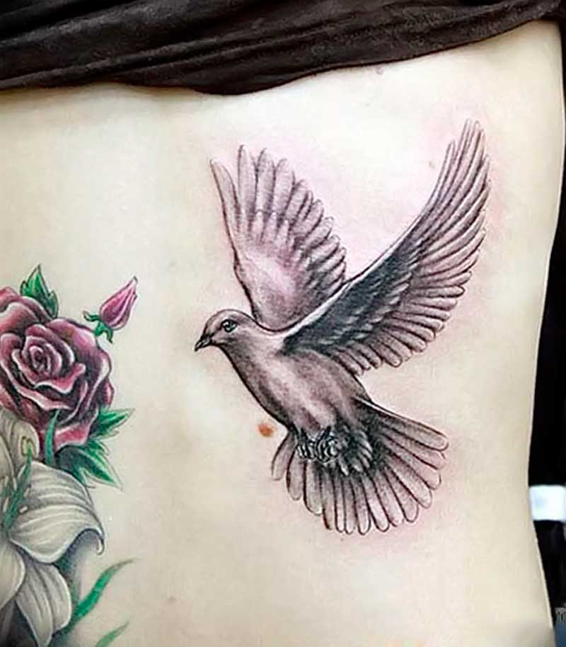 tatuajes de palomas para mujeres 6