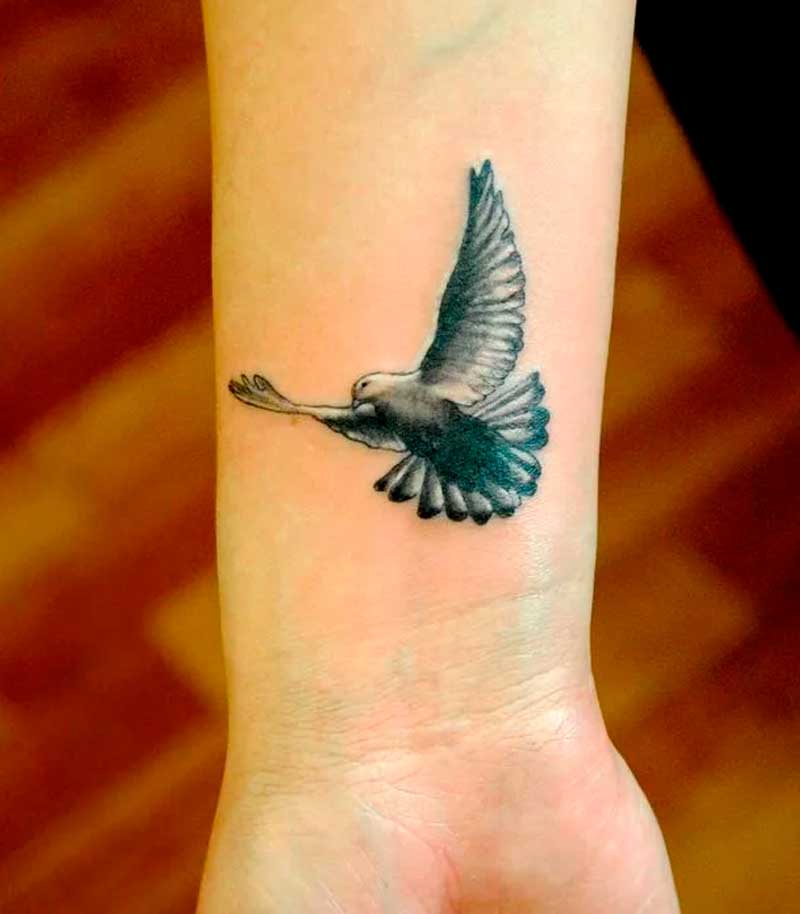 tatuajes de palomas para mujeres 9