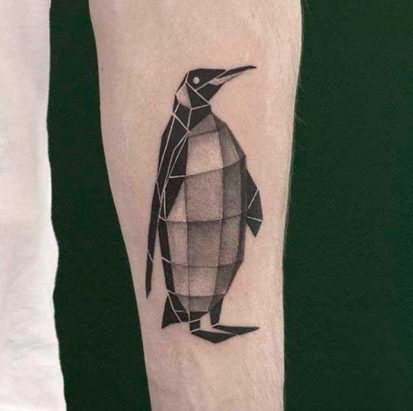 tatuajes de pinguinos geometricos