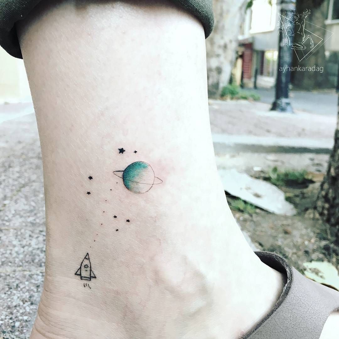 tatuajes de planetas pequenos 4