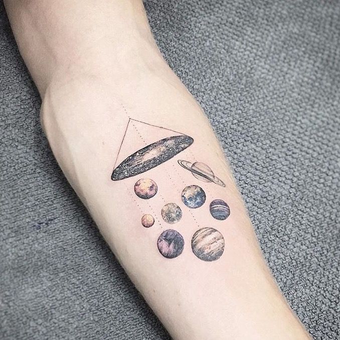 tatuajes de planetas pequenos 8