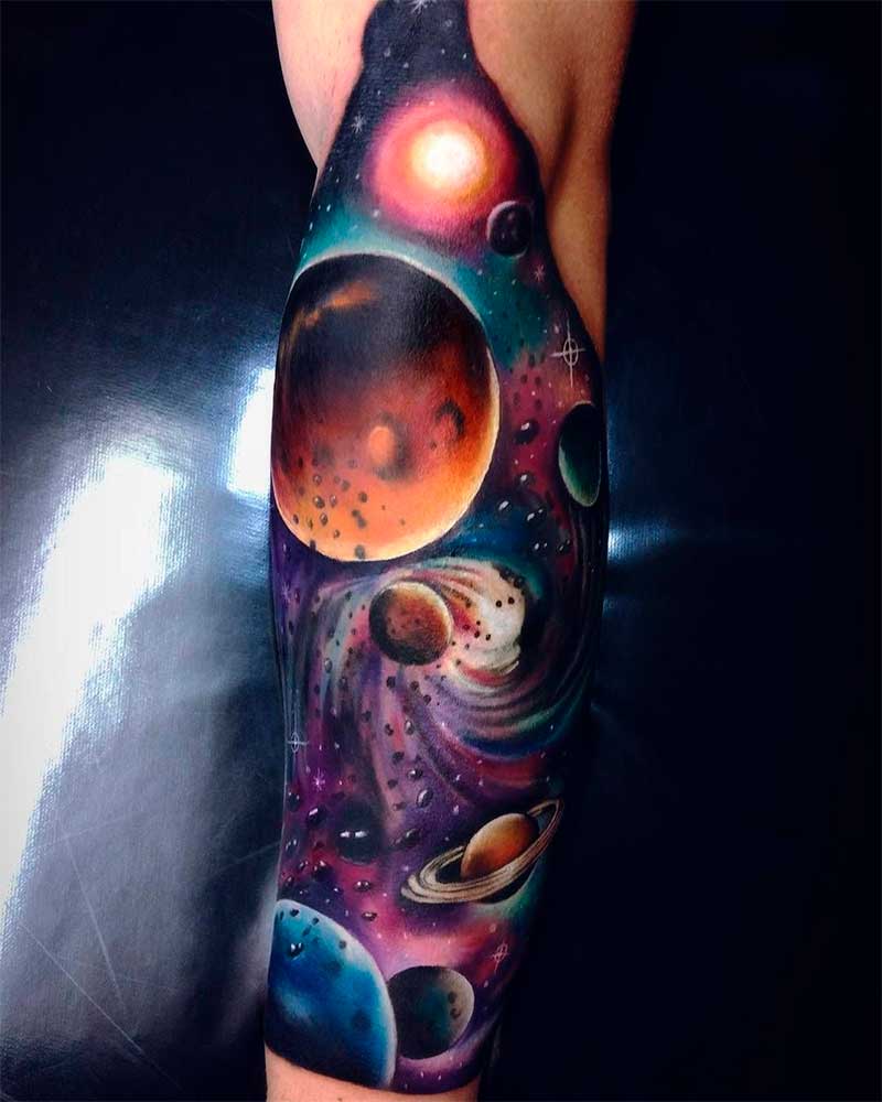 tatuajes de planetas y galaxias 4