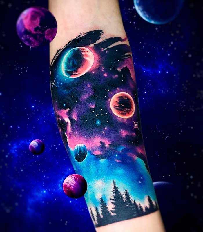 tatuajes de planetas y