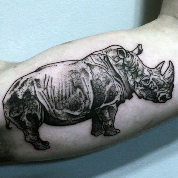 tatuajes de rinocerontes para chicos