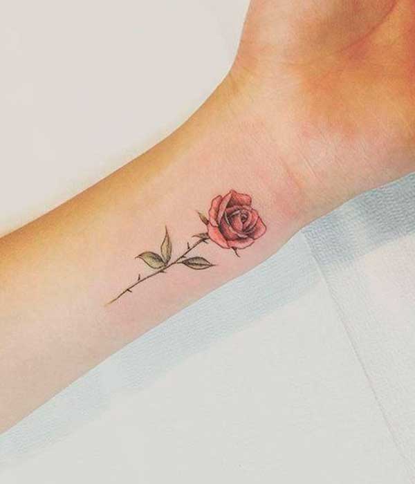 tatuajes de rosas en la muneca significadodetatuajes.org