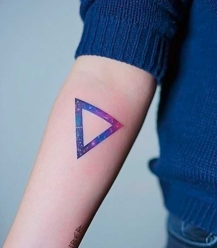 tatuajes de triangulos y su significado