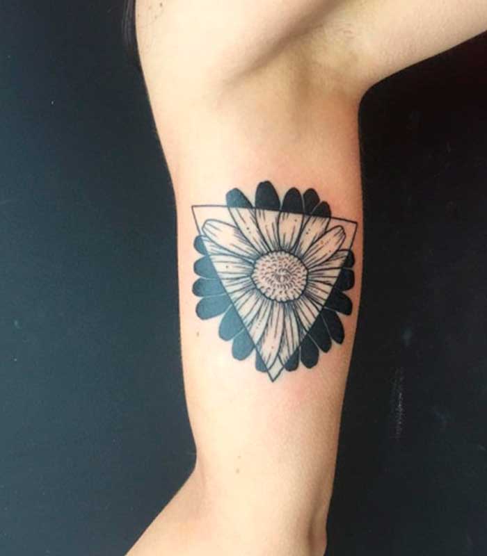 tatuajes geometricos para damas