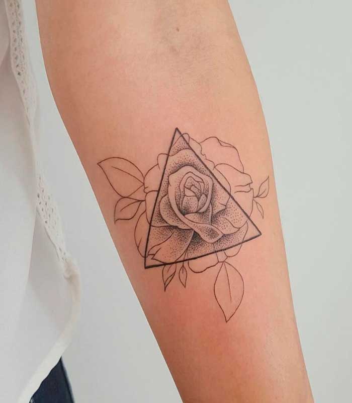 tatuajes geometricos para mujeres