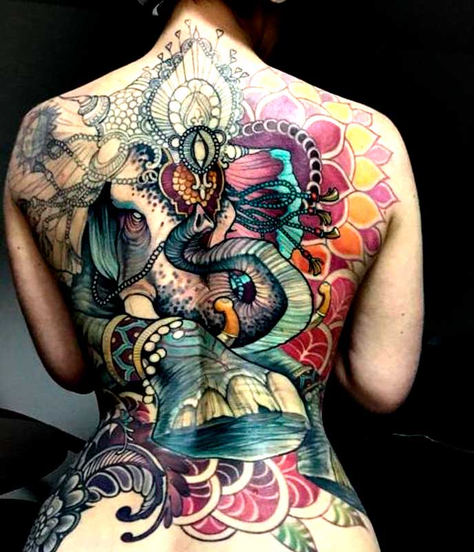 tatuajes grandes en la espalda para mujeres
