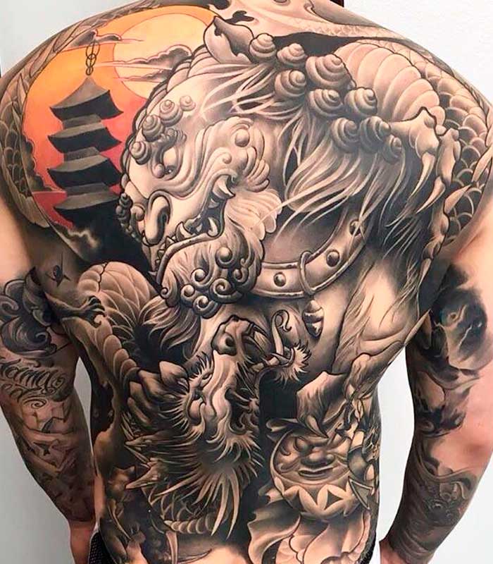 tatuajes japoneses en la espalda