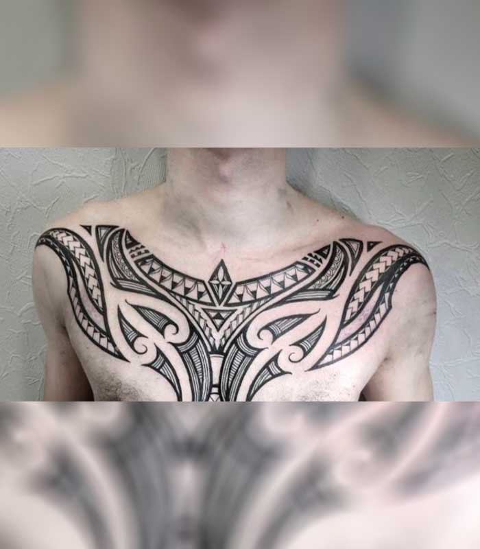tatuajes maories en el pecho