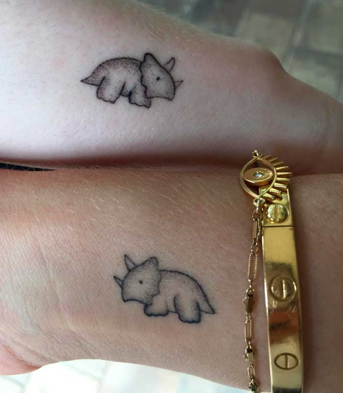 tatuajes para parejas de dinosaurios