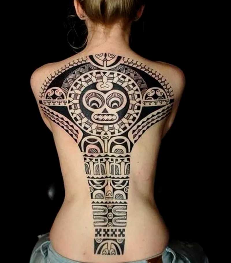 tatuajes polinesios para mujeres 17