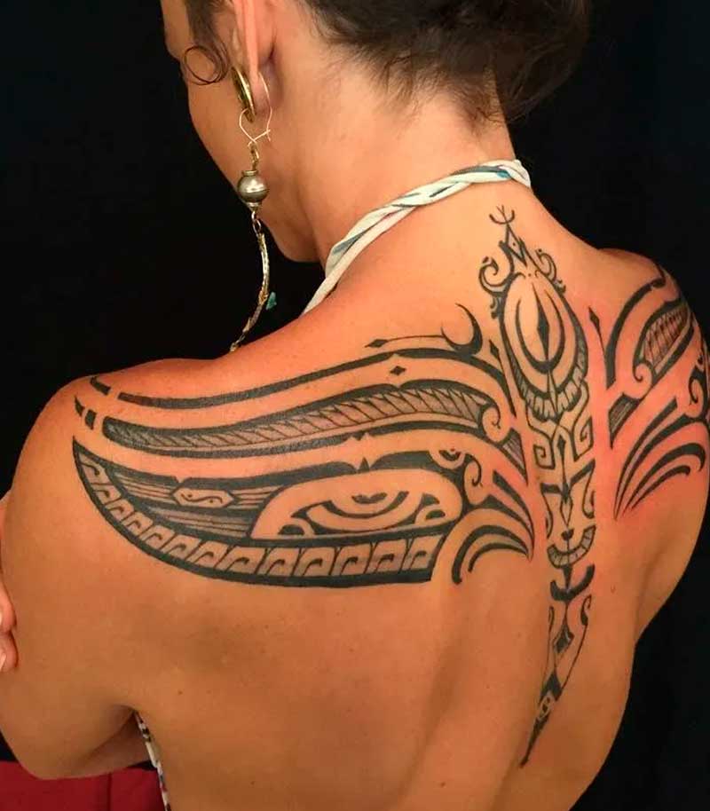 tatuajes polinesios para mujeres 8