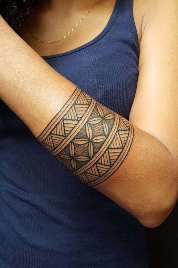 tatuajes samoanos de brazaletes