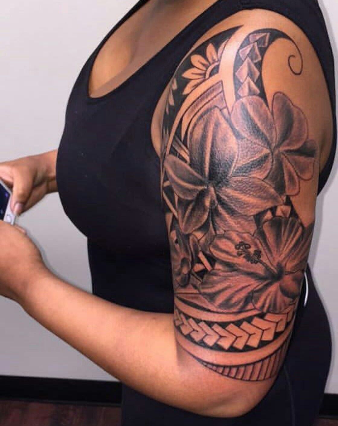 tatuajes samoanos para mujeres