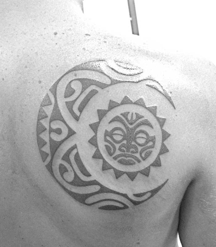 tatuajes sol y luna tribales