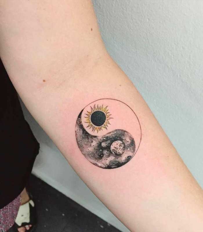 tatuajes sol y luna ying yang