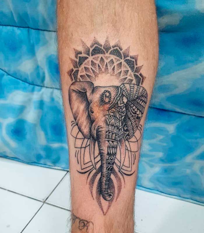 tatuajes tailandeses de elefantes
