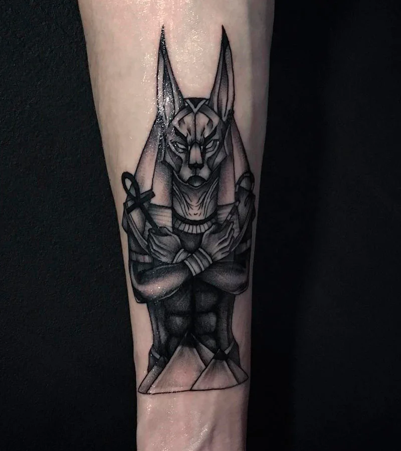 Significado de tatuajes de Anubis