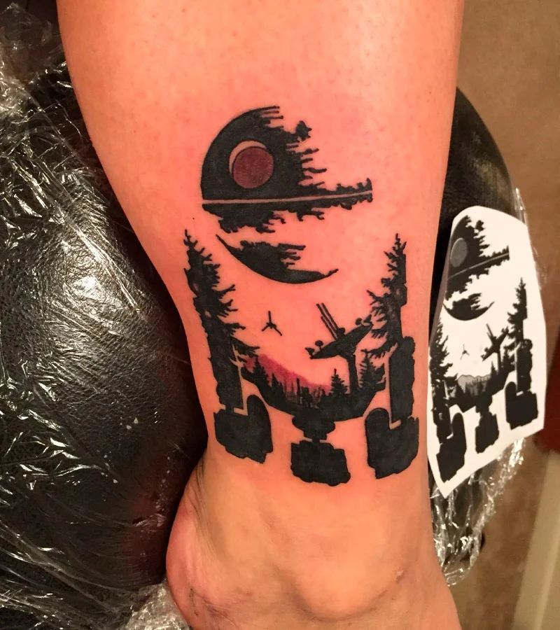 +150 Tatuajes de Star Wars: Significado y mejores diseños e imágenes 70 tatuajes de R2 D2 de star wars 1