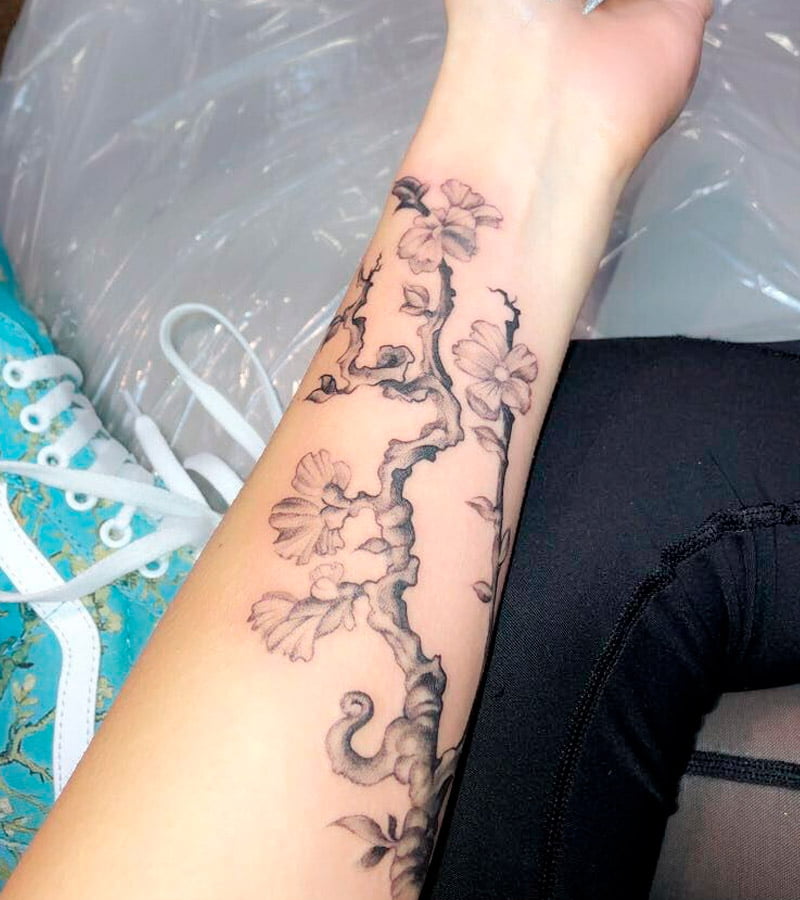 tatuajes de almendro en flor de van gogh 1