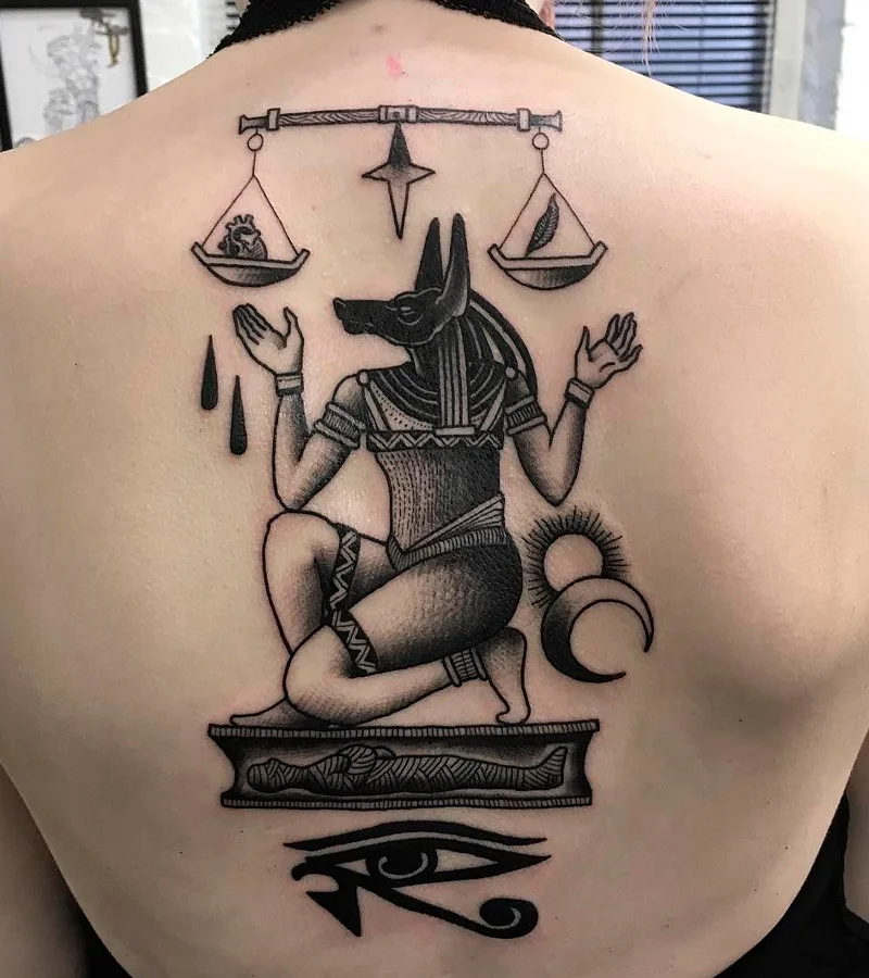 tatuajes de balanza de anubis 1