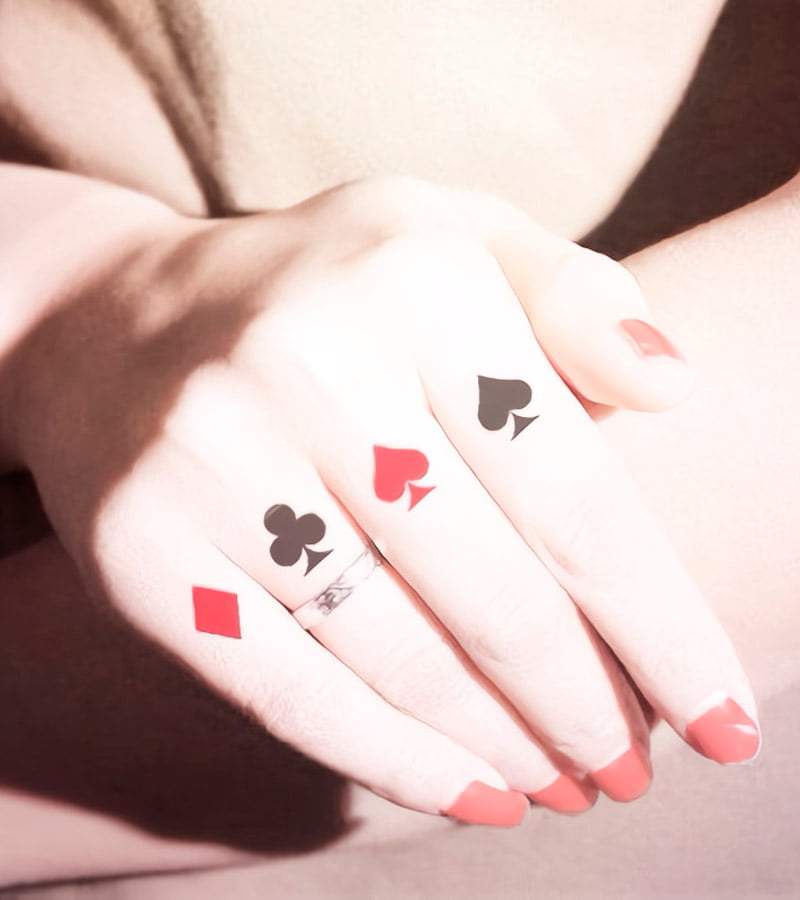 tatuajes de cartas de poker para mujeres 5