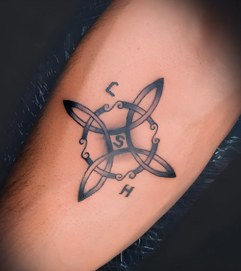+60 Tatuajes de nudo de bruja: Significado, imágenes y diseños 53 tatuajes de nudo de bruja geniales 17