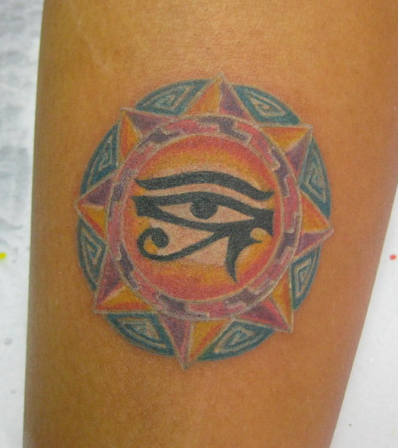 tatuajes de ojo de horus a color 6