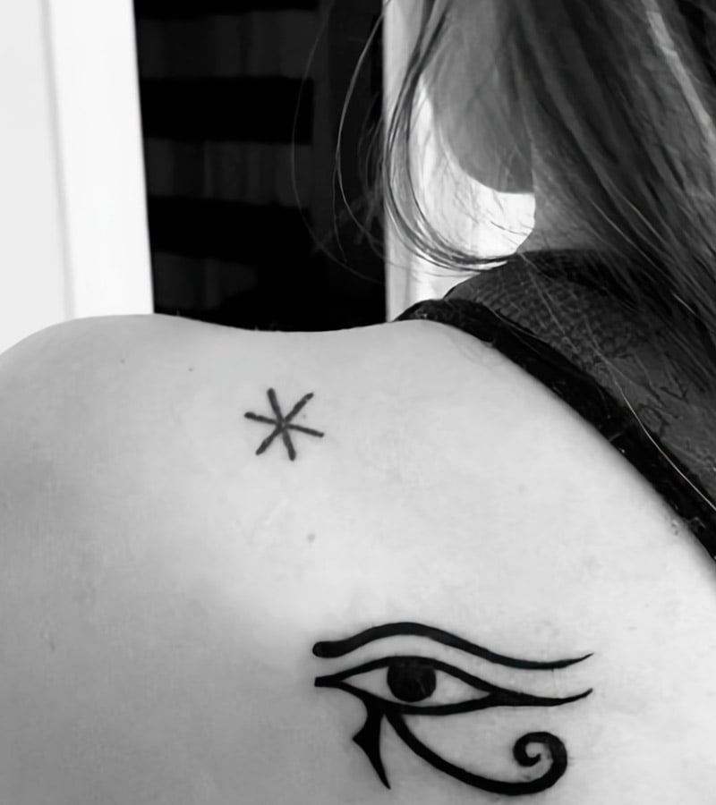 tatuajes de ojo de horus para mujeres 9