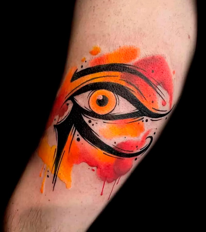 tatuajes de ojos de horus para hombres 14