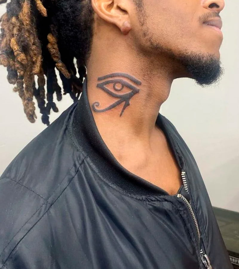 tatuajes de ojos de horus para hombres 9