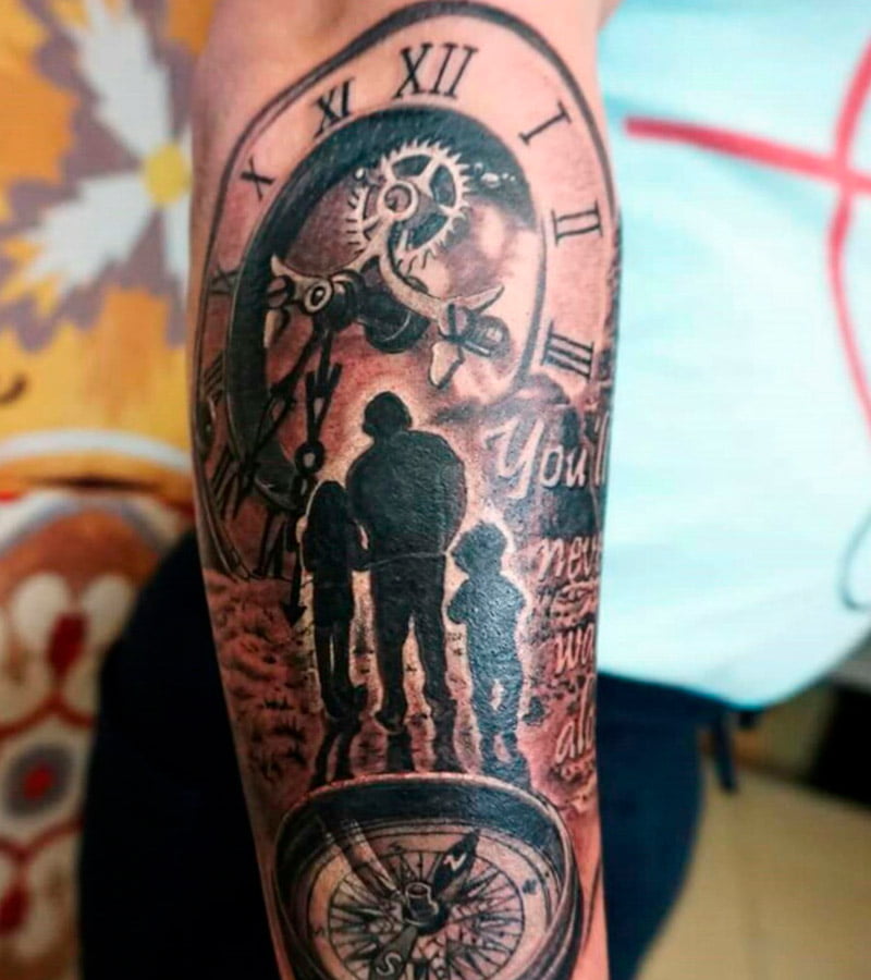 tatuajes de padre e hijo con reloj 2